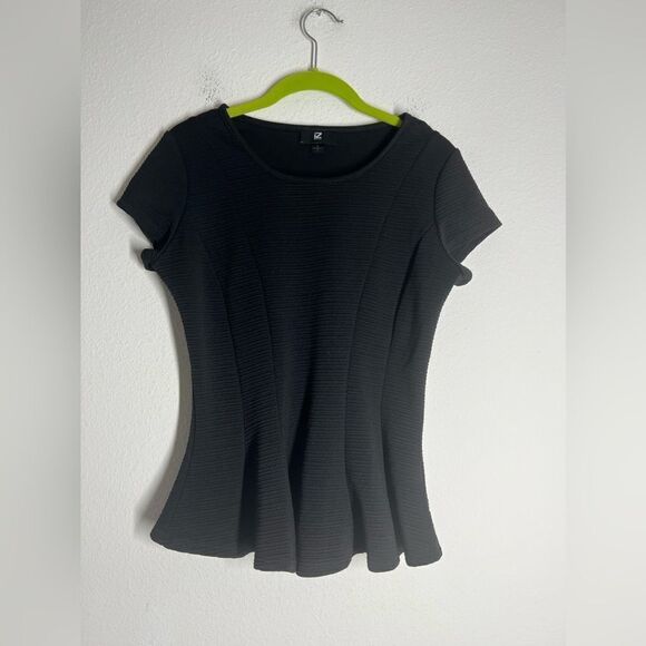IZ Byer Textured Peplum Scoopneck Top Black Junior Size L - Picture 3 of 9